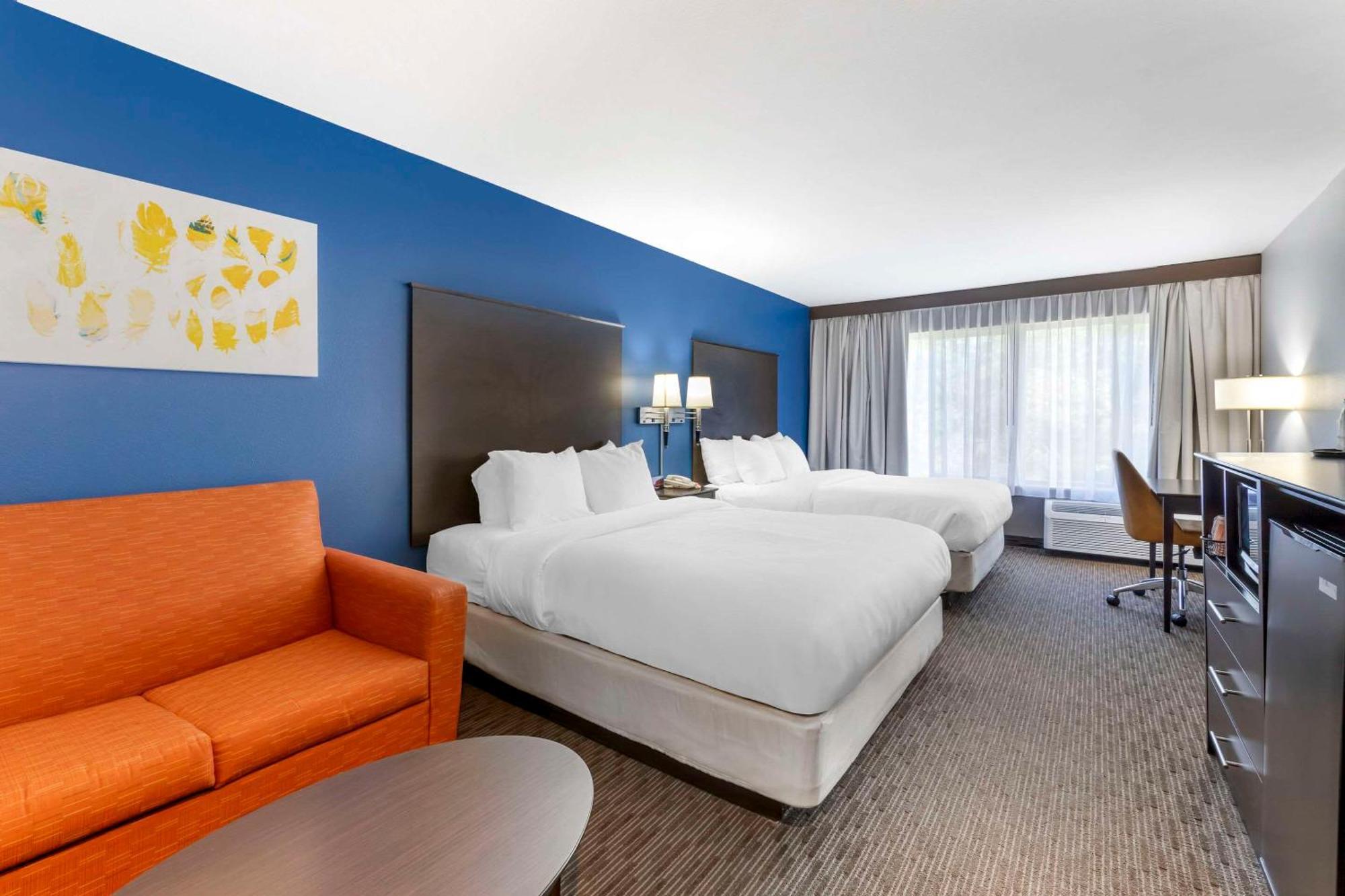Hotel Comfort & New Lisbon